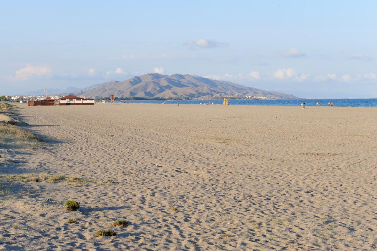 Casa Paz Apartment Playas de Vera Luaran gambar